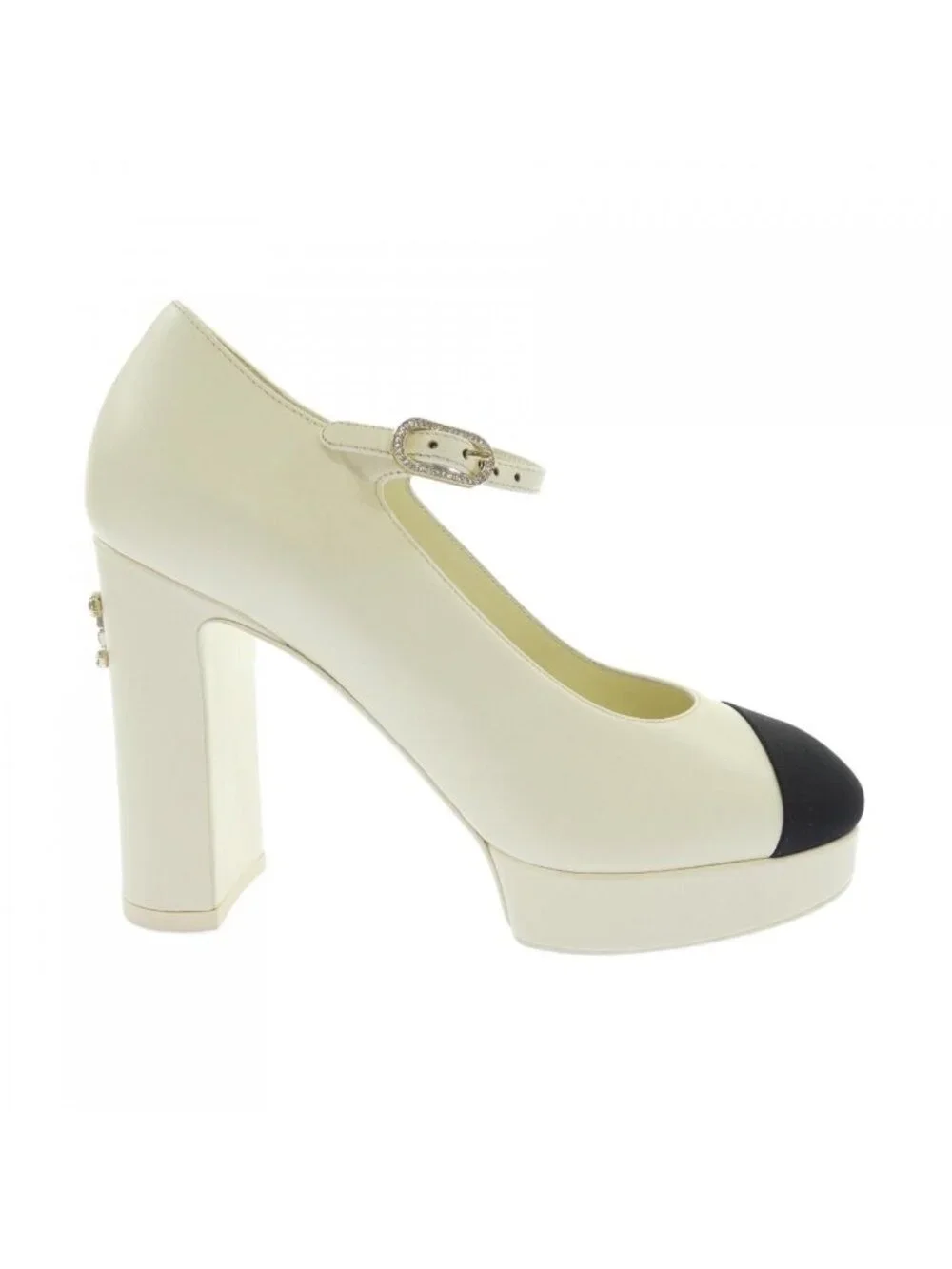 Chanel Pumps Heels Beige